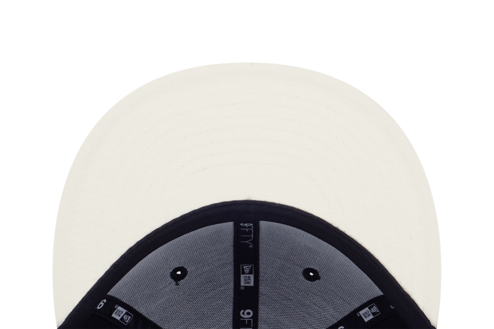 9FIFTY New Era Basic 2-Tone Chrome White Visor Black Snapback