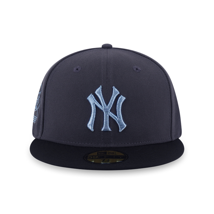 59FIFTY New York Yankees Cooperstown Metallic 2-Tone Black Visor Graphite FItted