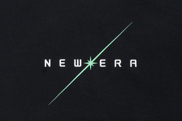 New Era Trail Runner Black Oversized Short Sleeve T-Shirt