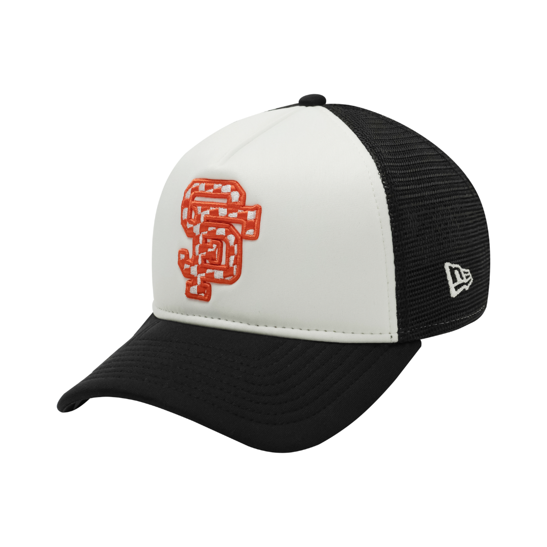 9FORTY A-Frame Trucker San Francisco Giants Check Flag Black