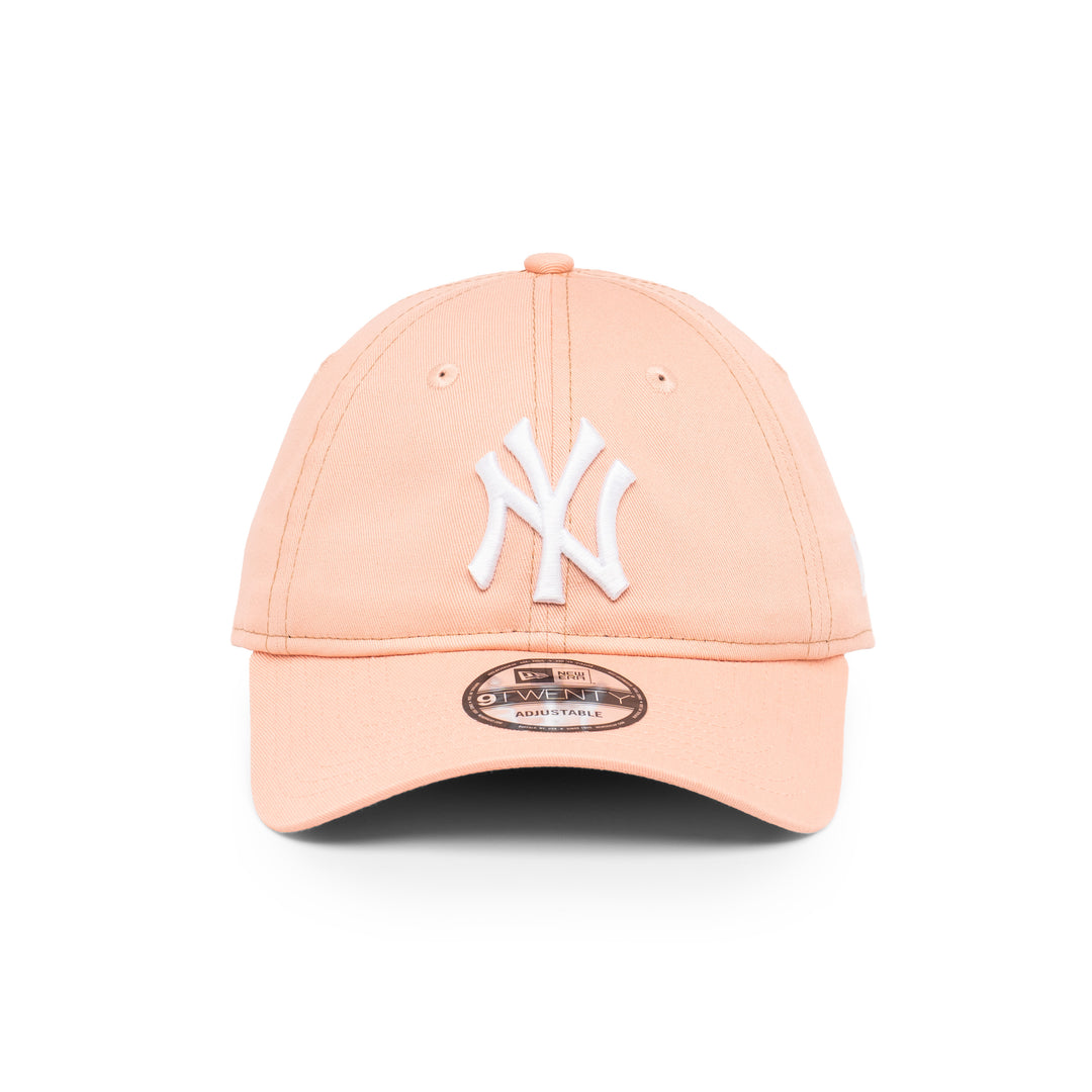 9TWENTY New York Yankees Sky Blush Adjustable