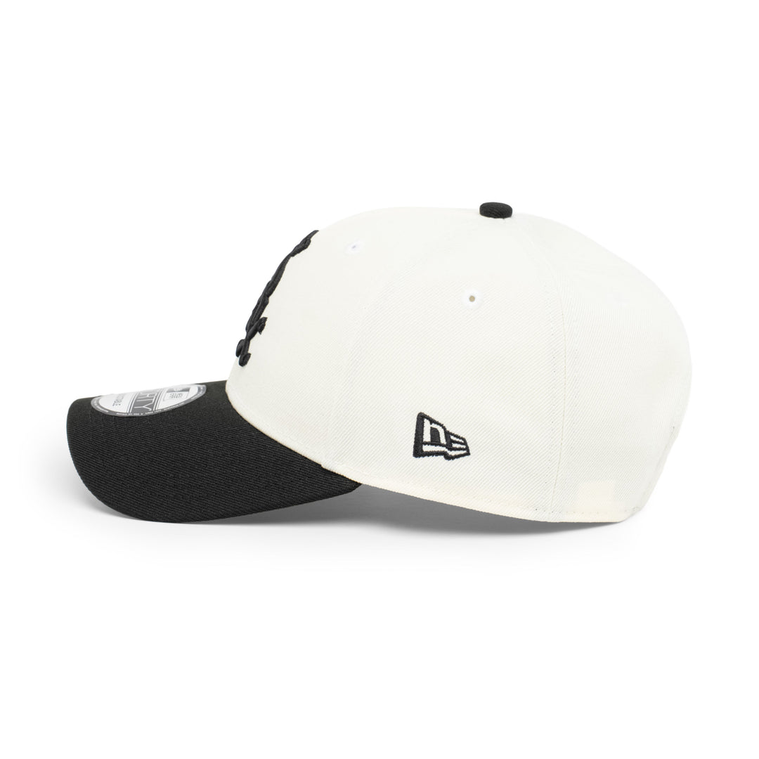 9FORTY Chicago White Sox World Series 2005 2-Tone Black Visor Chrome White Snapback