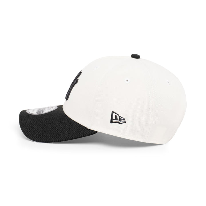 9FORTY New York Yankees World Series 2024 2-Tone Black Visor Chrome White Snapback