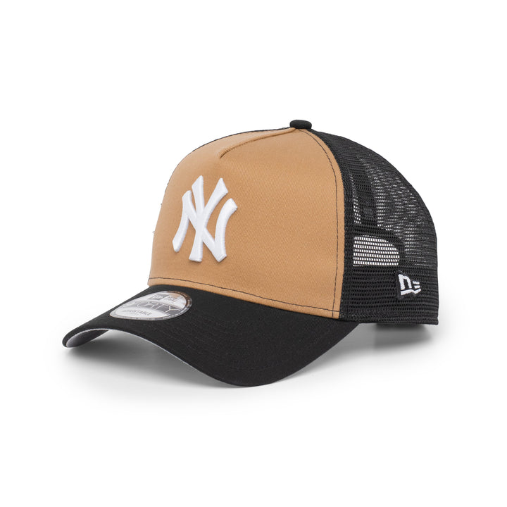 9FORTY A-Frame Trucker New York Yankees World Series 2000 Khaki Black Snapback