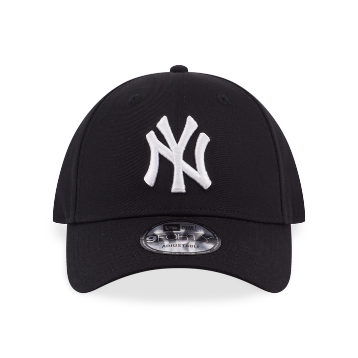 9FORTY New York Yankees Black Adjustable
