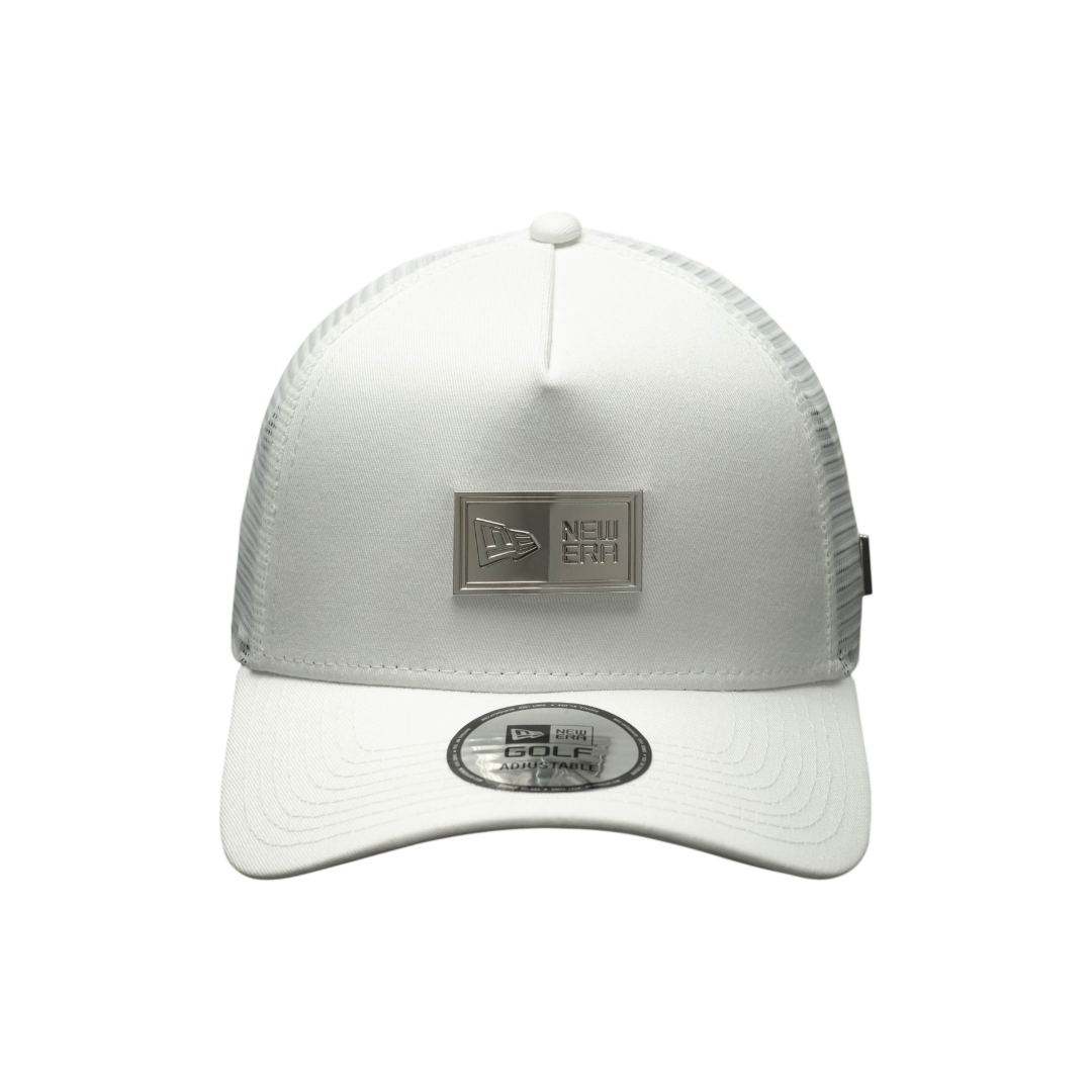 9FORTY A-Frame Golf Trucker Metal Plate White Snapback