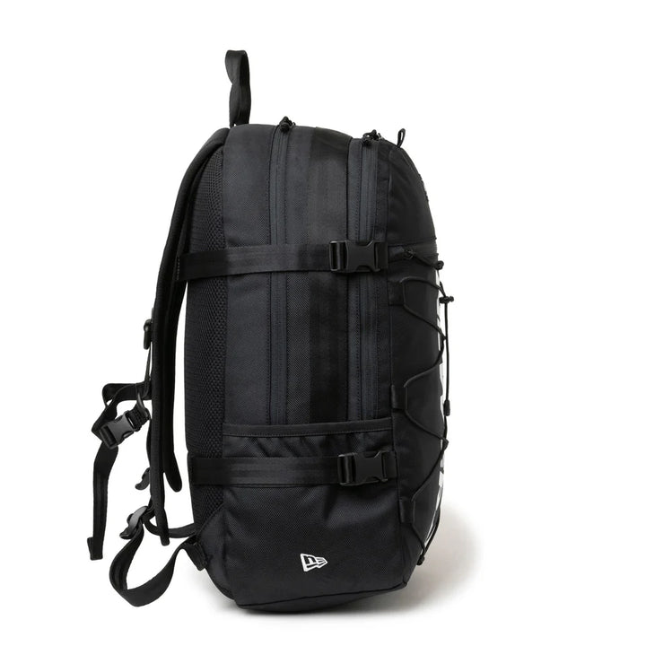 New Era Printed Logo 35L Lightweight Black Carrier Pack