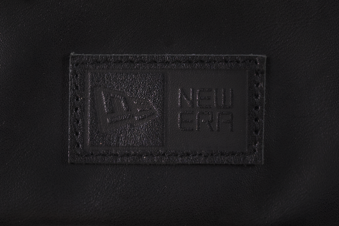 New Era Dark 90s Black Sacoche Mini bag