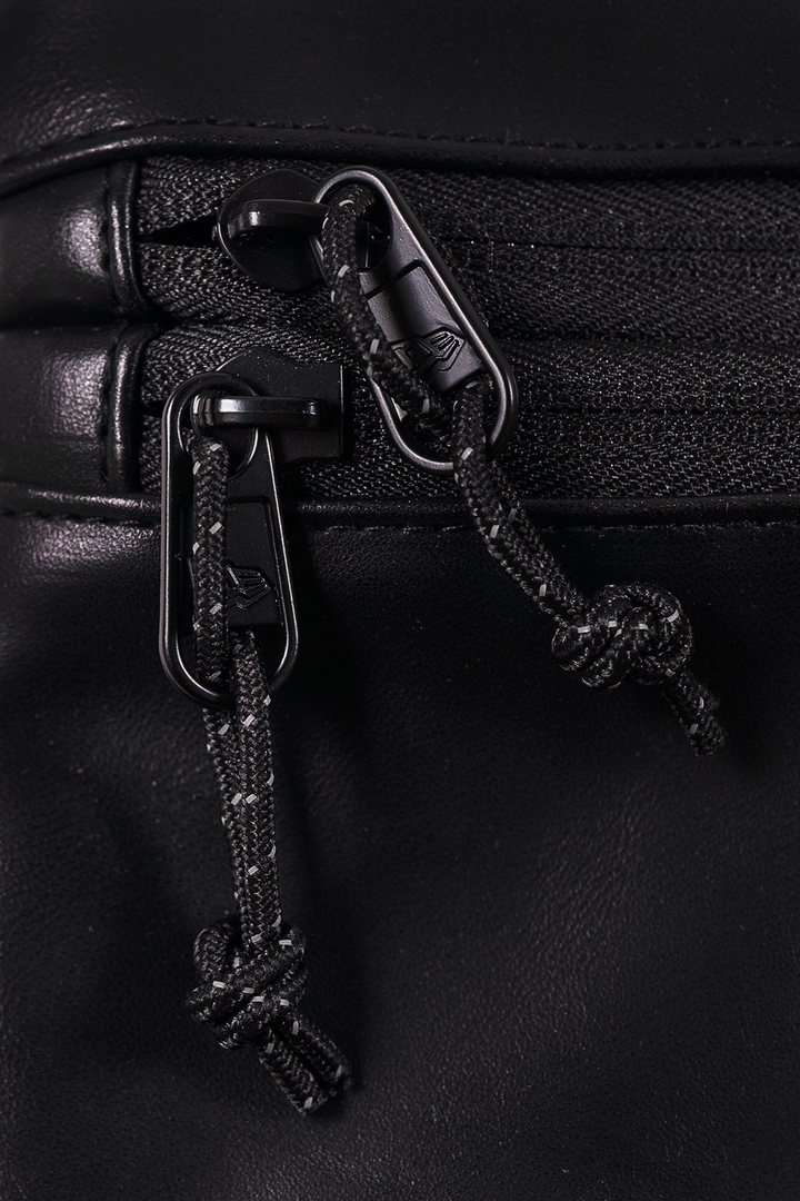 New Era Dark 90s Black Sacoche Mini bag