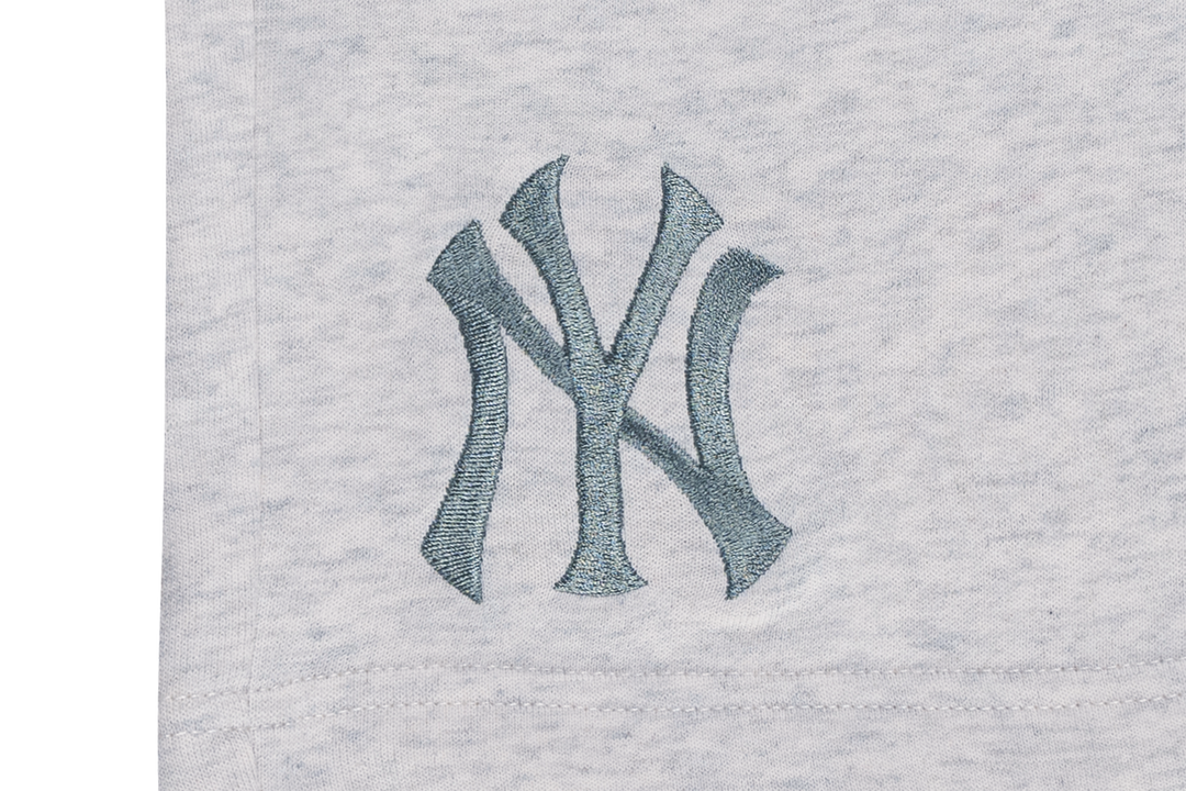 Women New York Yankees Color Era Light Heather Gray Knit Shorts