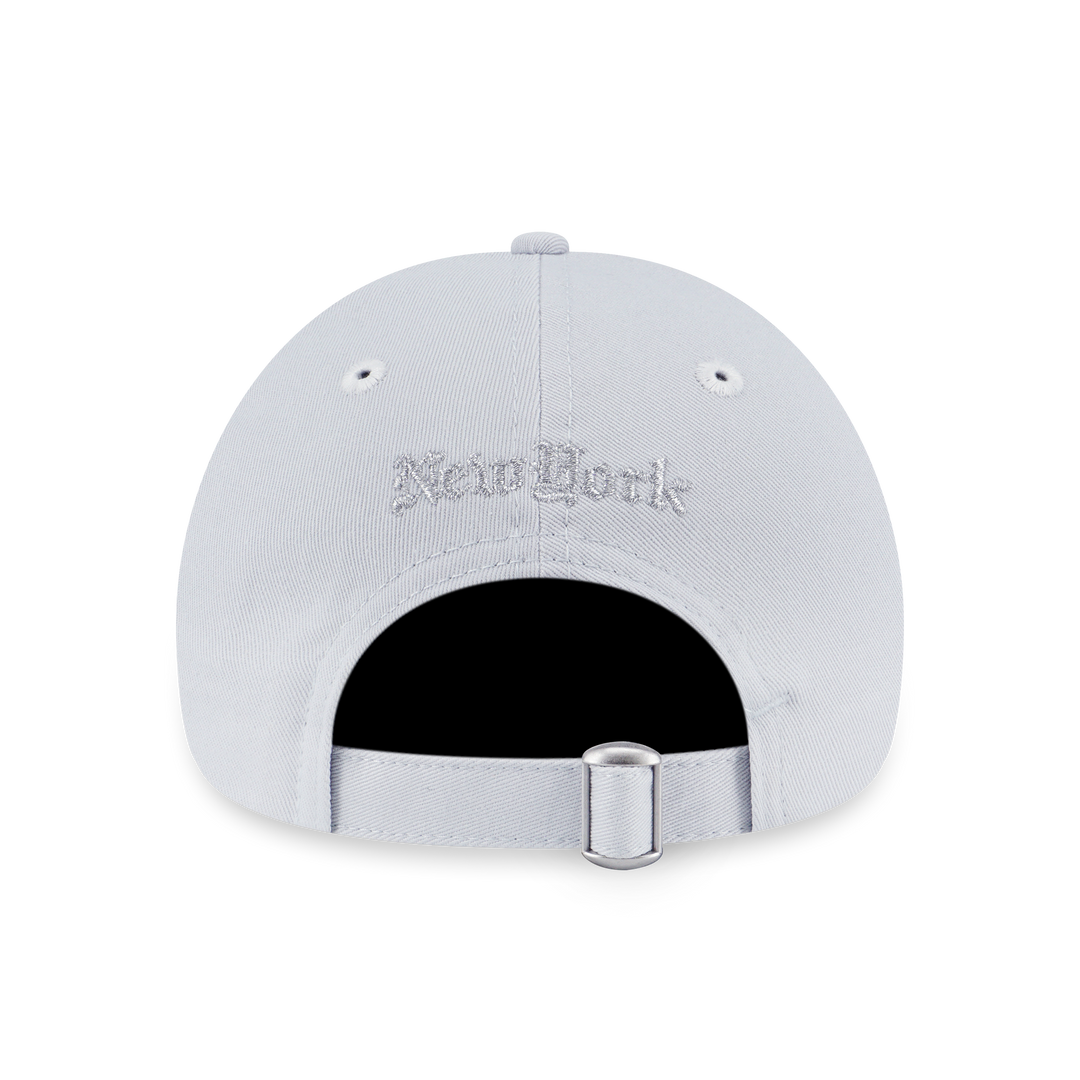 9TWENTY Small New Era ODE To NY Silver Snow Adjustable