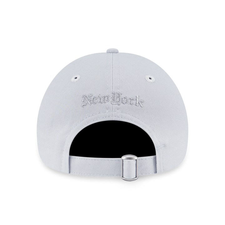9TWENTY Small New Era ODE To NY Silver Snow Adjustable