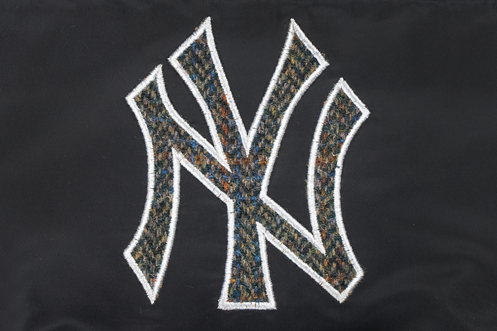 New York Yankees Harris Tweed Black Drawstring Shoulder Bag