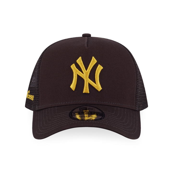 9FORTY A-Frame Trucker New York Yankees Color Era Chocolate Snapback