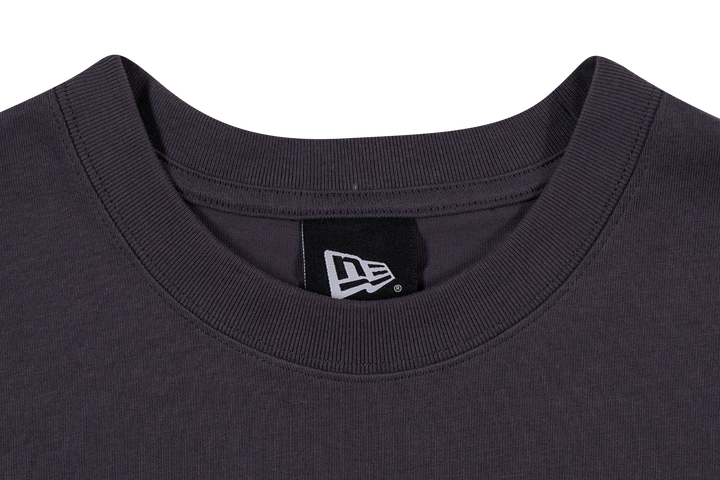 New Era ODE To NY Graphite Oversized Short Sleeve T-Shirt