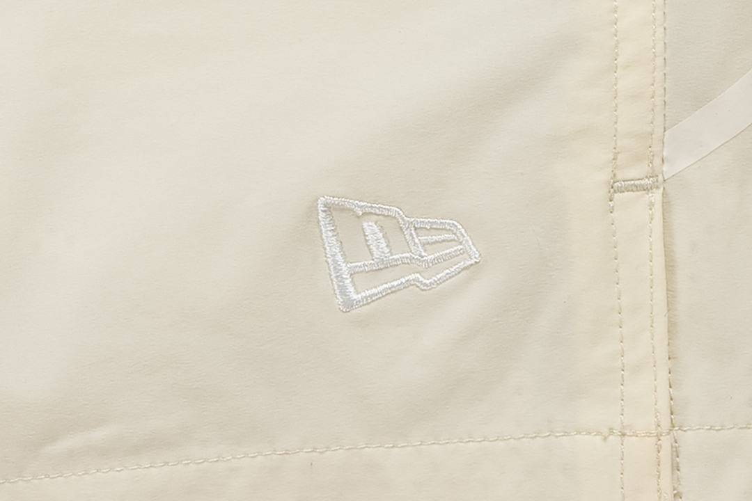 New Era Basic Chrome White Woven Shorts