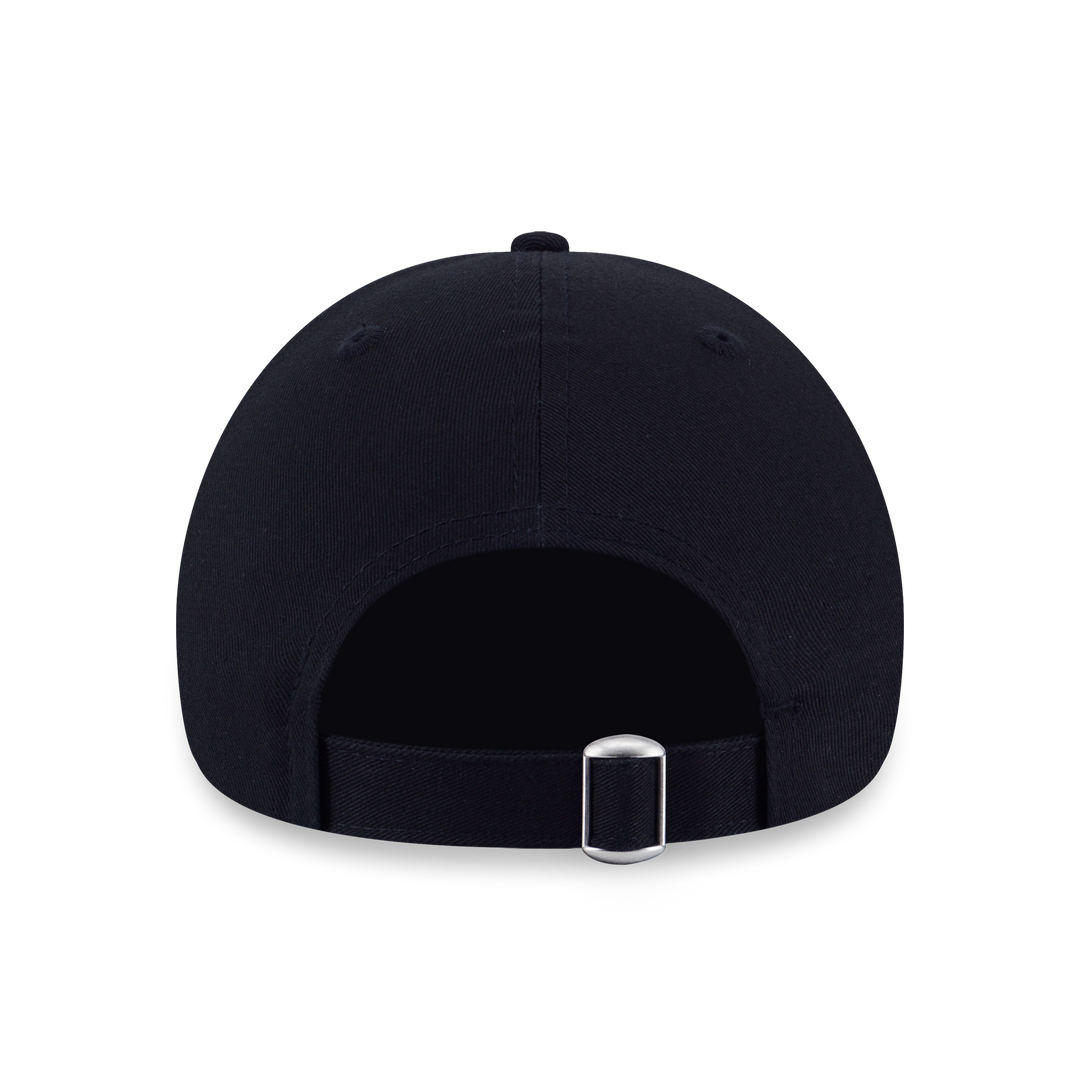 9FORTY New York Yankees MLB Metal Badge Black Adjustable