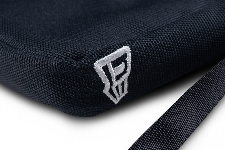 New Era Basic Black Shoulder Bag