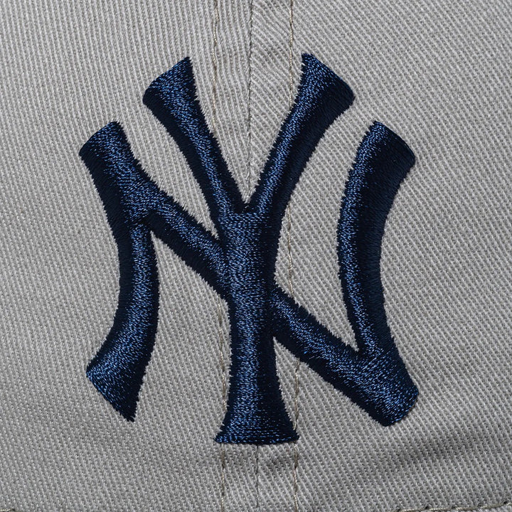 9TWENTY New York Yankees Washed Pebble Navy Adjustable