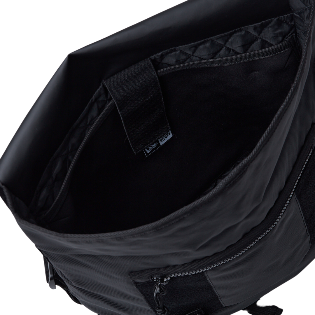 Los Angeles Dodgers Essential Black Messenger Bag