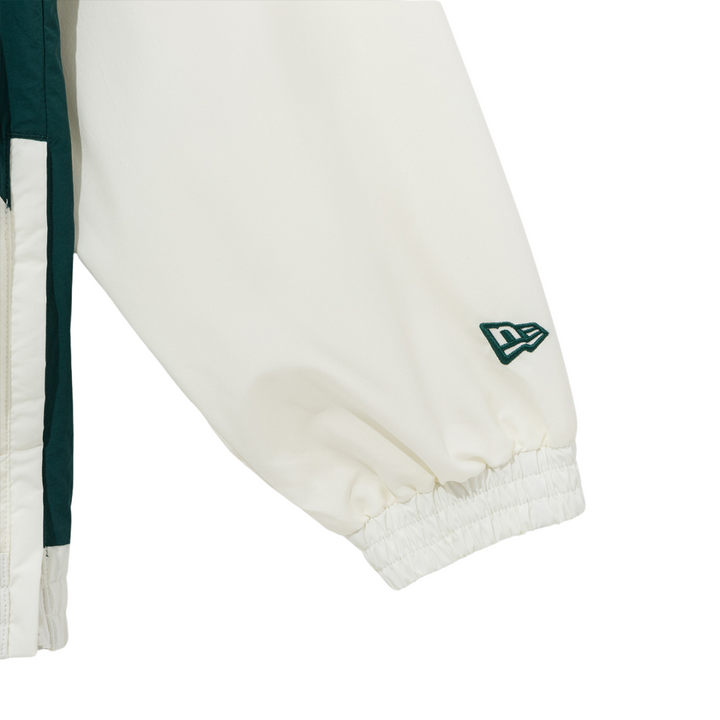 Green Bay Packers NFL Off White Windbreaker Anorak Jacket