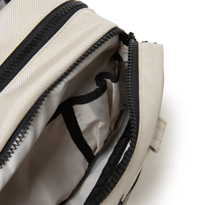 New Era Stone 7L Square Waist Bag