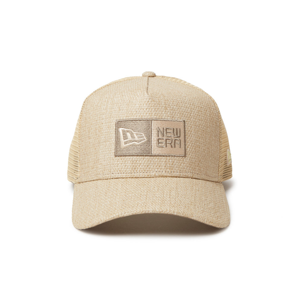 9FORTY Golf A-Frame Trucker Paper Box Logo Beige Snapback