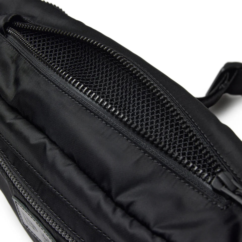 New Era Black 3L Nylon Explorer Waist Bag