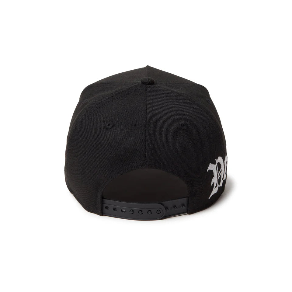 9FORTY A-Frame Essential Old English Logo Black Snapback