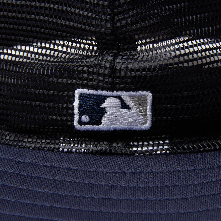 A-Frame Trucker New York Yankees Navy 5-Panel Bucket