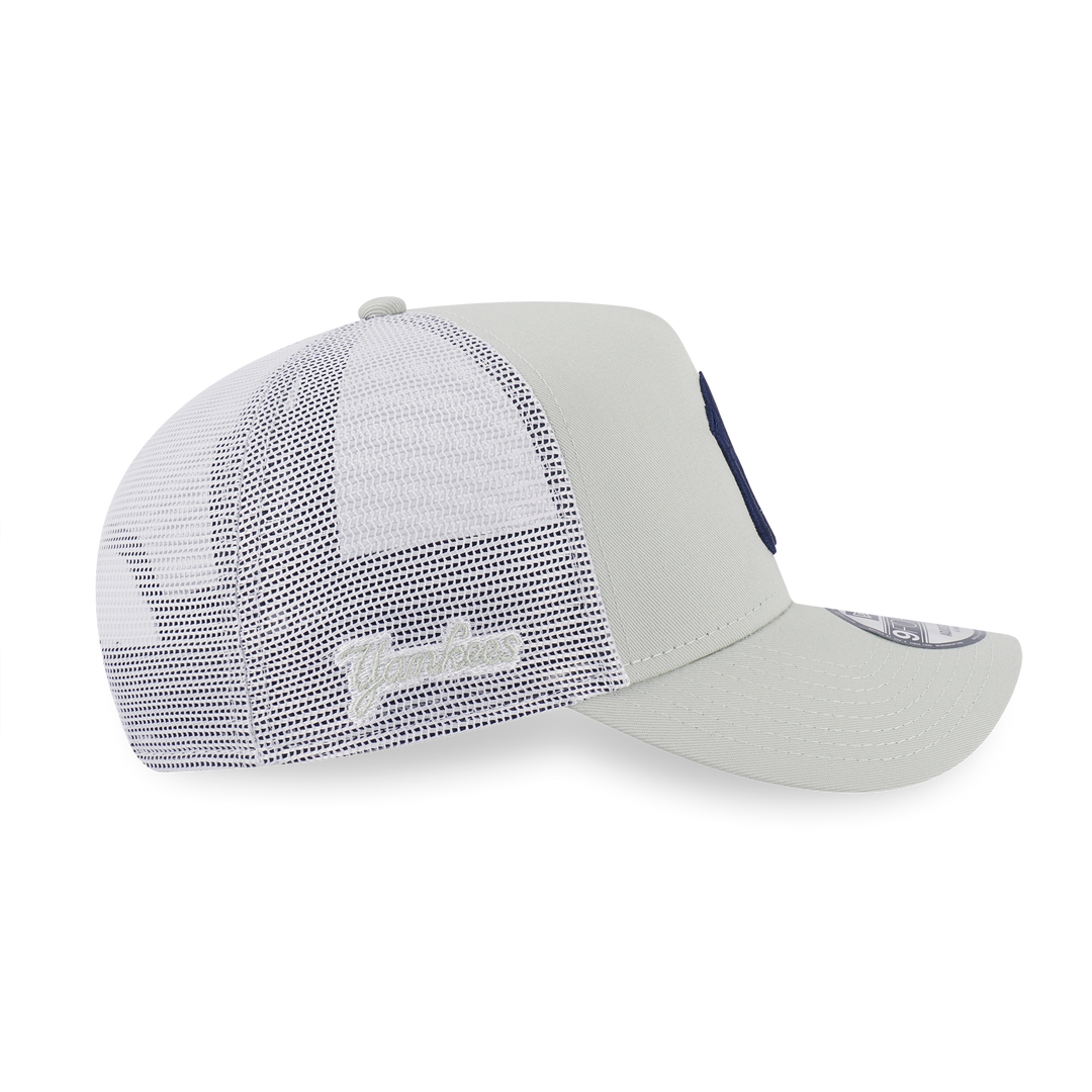 9FORTY A-Frame Trucker New York Yankees Color Era Soft Grass Snapback