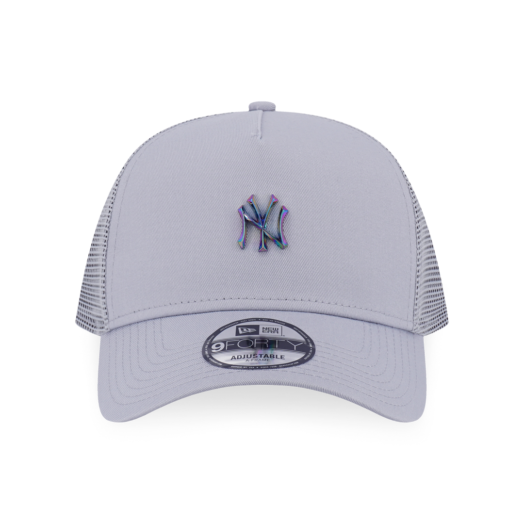 9FORTY A-Frame New York Yankees MLB Metal Badge Dolphin Gray Snapback