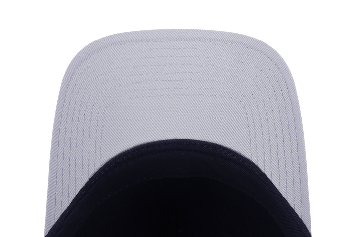 9FORTY A-Frame New York Yankees MLB Metal Badge Dolphin Gray Snapback