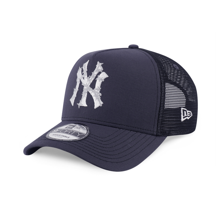 9FORTY A-Frame Trucker New York Yankees Street Graphic Black Snapback