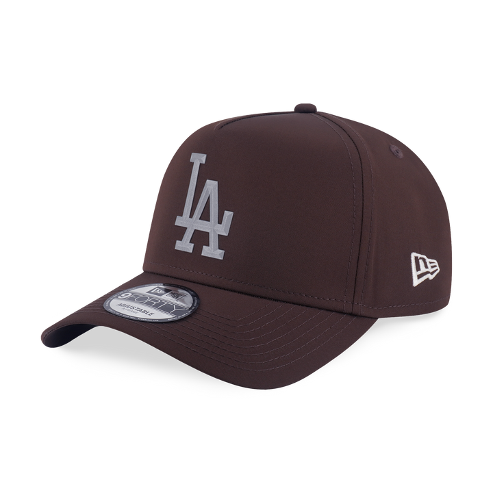 9FORTY A-Frame Los Angeles Dodgers Metal Badge Walnut Adjustable