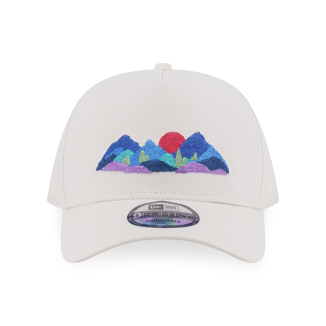 9FORTY A-Frame New Era Mountain Logo Chrome White Snapback