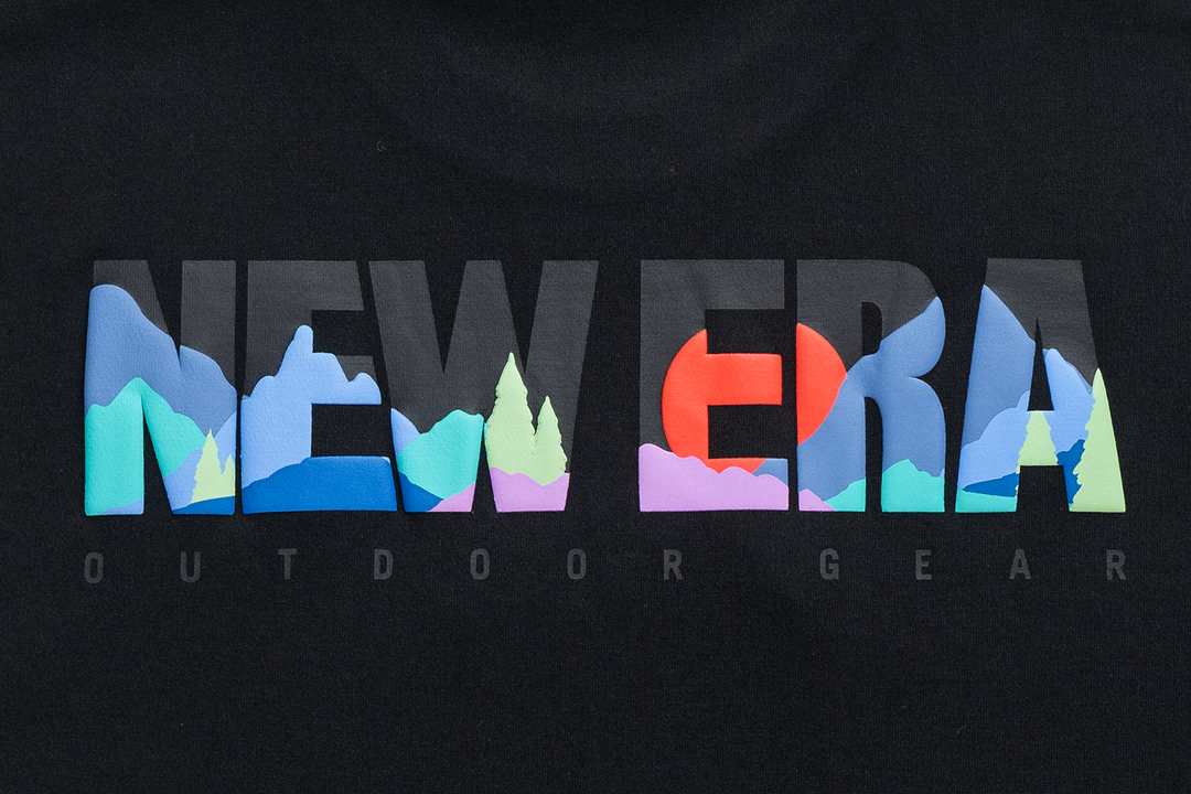 New Era Mountain Logo Black Short Sleeve T-Shirt