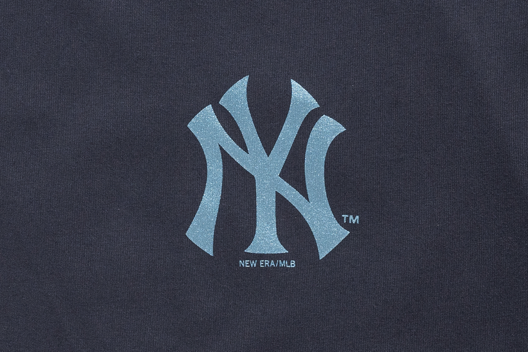 59FIFTY New York Yankees Cooperstown Metallic Graphite Short Sleeve T-Shirt