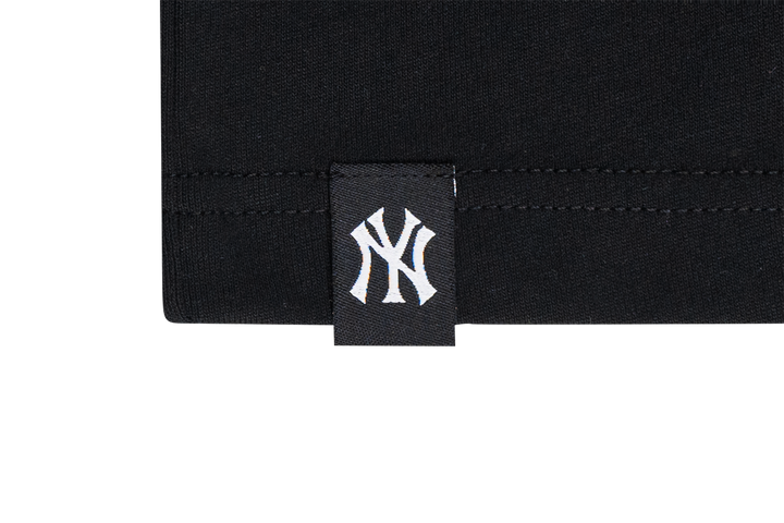 New York Yankees Street Black Graphic Oversized Short Sleeve T-Shirt