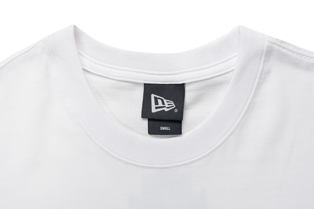 Toronto Maple Leafs NHL Team Logo Oversized White Short-Sleeve T-Shirt