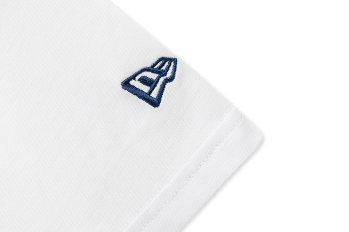 Toronto Maple Leafs NHL Team Logo Oversized White Short-Sleeve T-Shirt