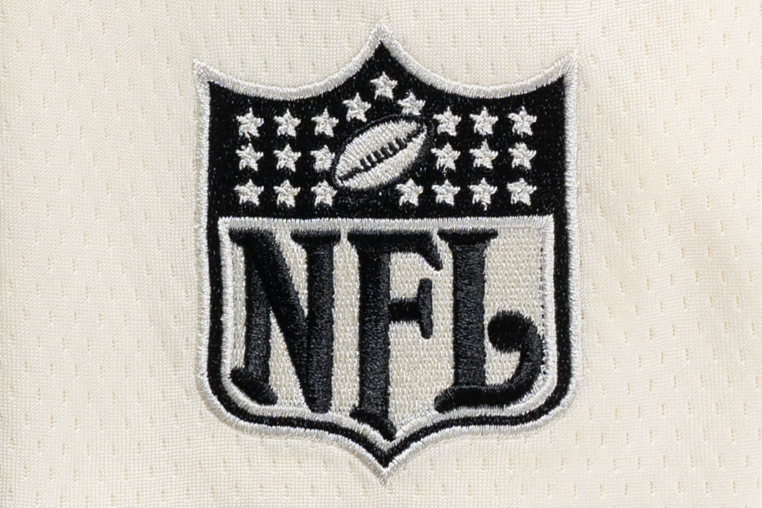 Oakland Raiders NFL Historic Chrome White Oversized Short Sleeve T-Shirt