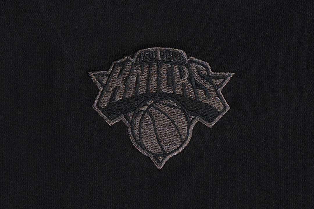 New York Knicks League Mix Black Oversized Short Sleeve T-Shirt