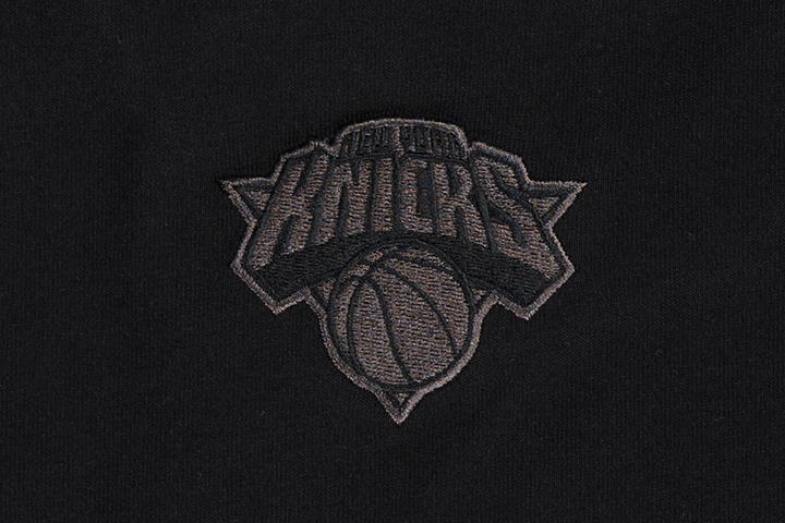 New York Knicks League Mix Black Oversized Short Sleeve T-Shirt