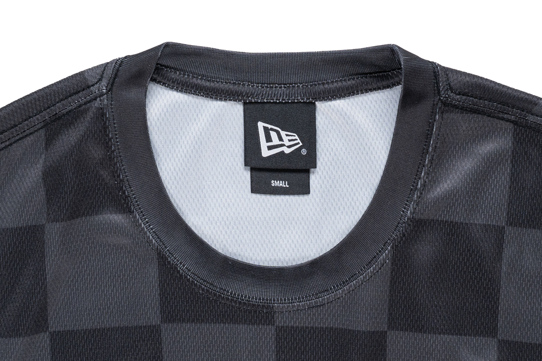 New Era Trail Runner Black Muscle Tank