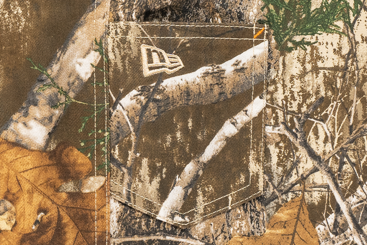 New Era Earthy Skin Real Tree Edge Knee Shorts
