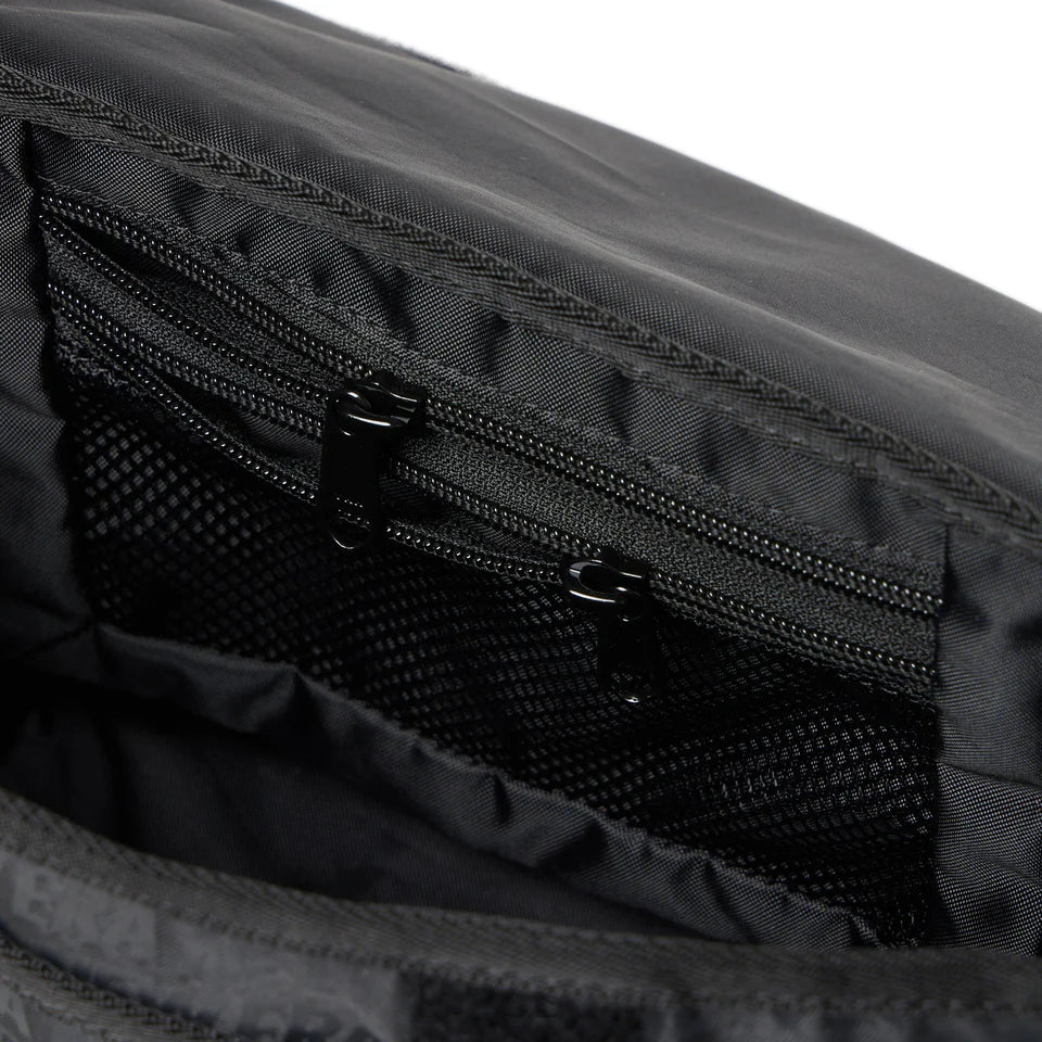 New Era Jacquard Logo 3.5L Black Shoulder Bag