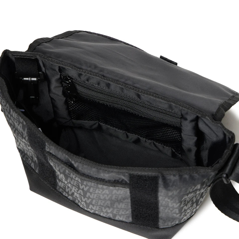 New Era Jacquard Logo 3.5L Black Shoulder Bag