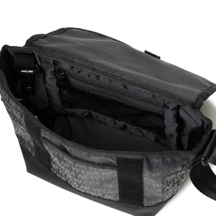 New Era Jacquard Logo 3.5L Black Shoulder Bag