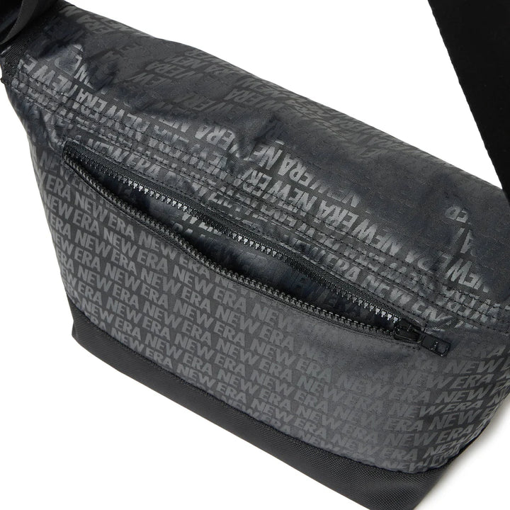 New Era Jacquard Logo 9L Black Shoulder Bag